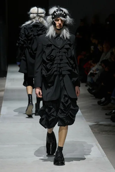 Look 22